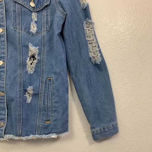 PrettyLittleThing Distressed Oversized Denim Jacket - Picture 4 of 10